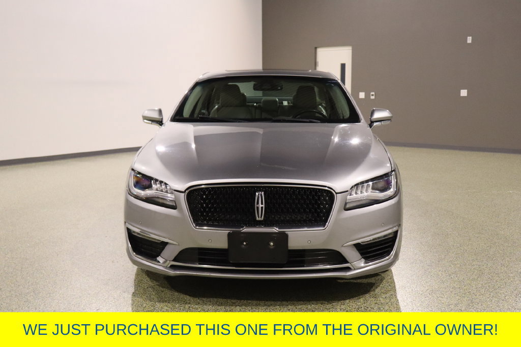 Used 2020 Lincoln MKZ Reserve FWD image 2