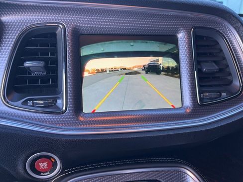 Used 2016 Dodge Challenger SRT Hellcat image 14