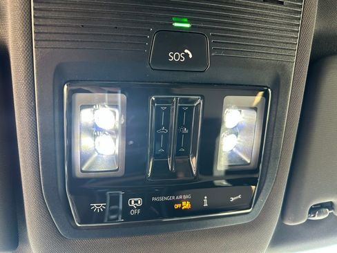 New 2026 Volkswagen Atlas Cross Sport SEL R-Line AWD/4WD image 39