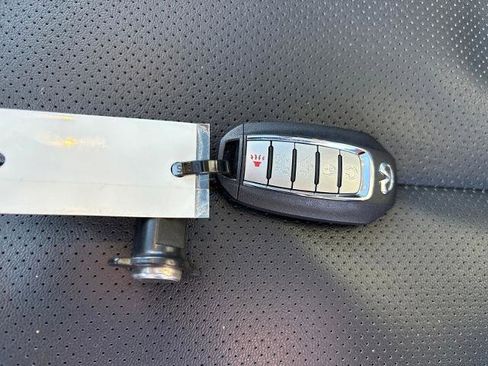 Certified 2023 INFINITI QX60 Luxe w/ Performance Audio Package image 29