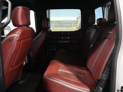 Used 2019 Ford F150 Platinum w/ Equipment Group 701A Luxury AWD/4WD image 17