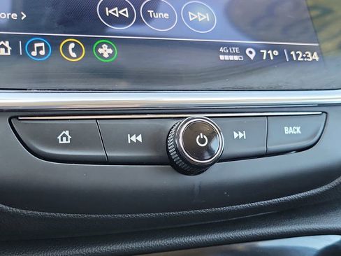 Used 2023 Buick Encore GX Preferred w/ Cold Weather Comfort Package AWD/4WD image 26