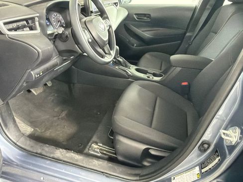 Used 2024 Toyota Corolla LE image 9