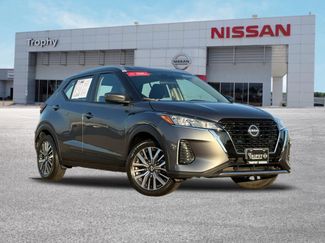 Certified 2024 Nissan Kicks SV image 1