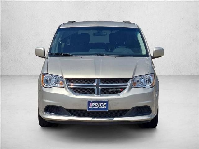 Used 2015 Dodge Grand Caravan SXT w/ Rear Park Assist Package FWD image 2