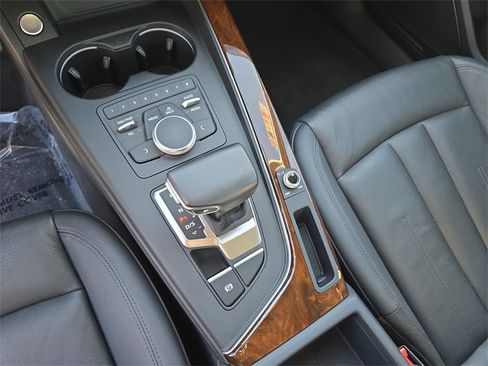 Used 2019 Audi A4 2.0T Premium w/ Convenience Package image 27