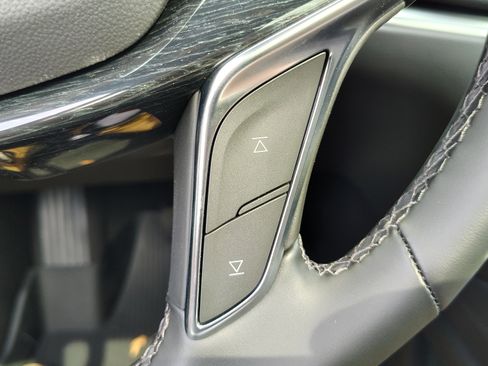 New 2025 Cadillac XT5 Premium Luxury w/ LPO, Floor Liner Package image 24