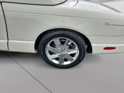 Used 2003 Ford Thunderbird RWD image 14
