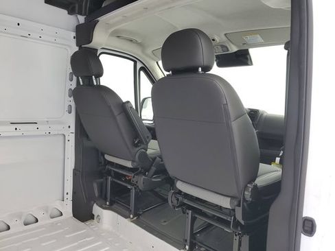 Used 2026 RAM ProMaster 2500 w/ Convenience Group FWD image 12