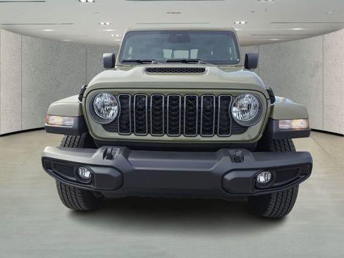 New 2026 Jeep Gladiator Sport image 2