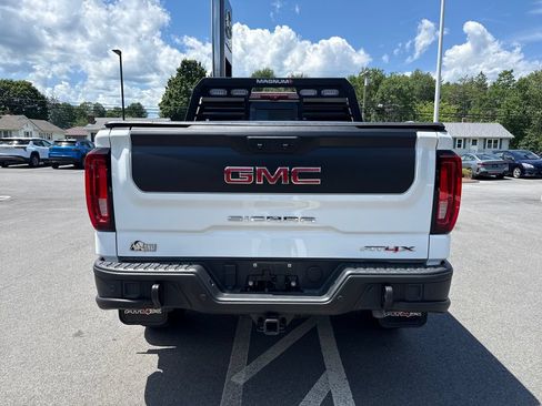 Used 2024 GMC Sierra 1500 AT4X w/ AT4X AEV Edition AWD/4WD image 7
