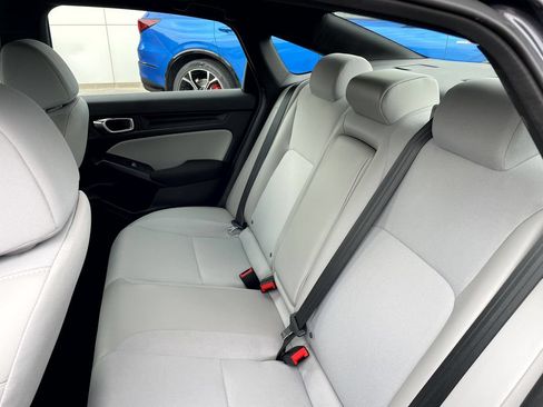Used 2025 Honda Civic Sport image 9