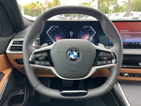 Certified 2025 BMW 330i Sedan RWD image 18