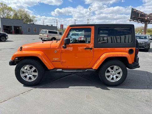 Used 2012 Jeep Wrangler Sahara w/ Trailer Tow Group AWD/4WD image 5