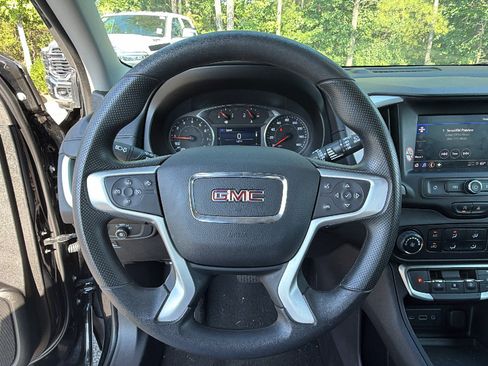 Used 2024 GMC Terrain SLE AWD/4WD image 25