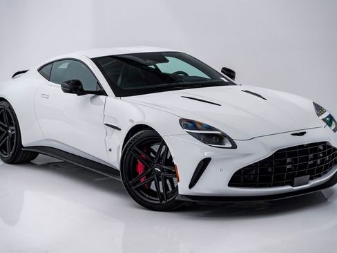 New 2026 Aston Martin V8 Vantage S image 3