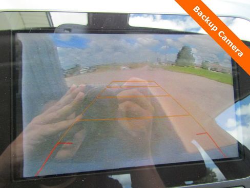 Used 2018 Chevrolet Malibu LT FWD image 9