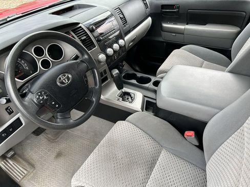 Used 2010 Toyota Tundra 4x4 Double Cab image 10