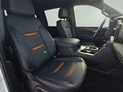 Used 2024 GMC Sierra 2500 AT4 w/ AT4 Preferred Package image 23