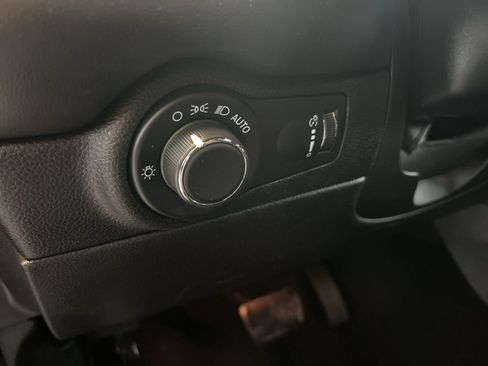 Used 2024 Dodge Durango GT image 22