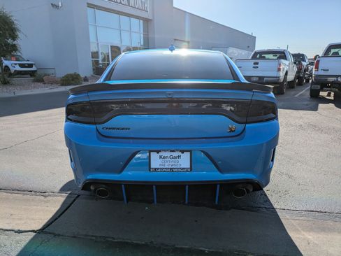 Used 2023 Dodge Charger Scat Pack w/ Plus Group RWD image 4