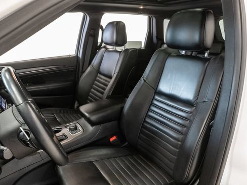 Used 2019 Jeep Grand Cherokee Limited X AWD/4WD image 9