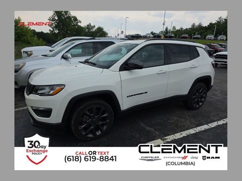 Used 2021 Jeep Compass Latitude w/ Sun and Sound Group AWD/4WD image 1