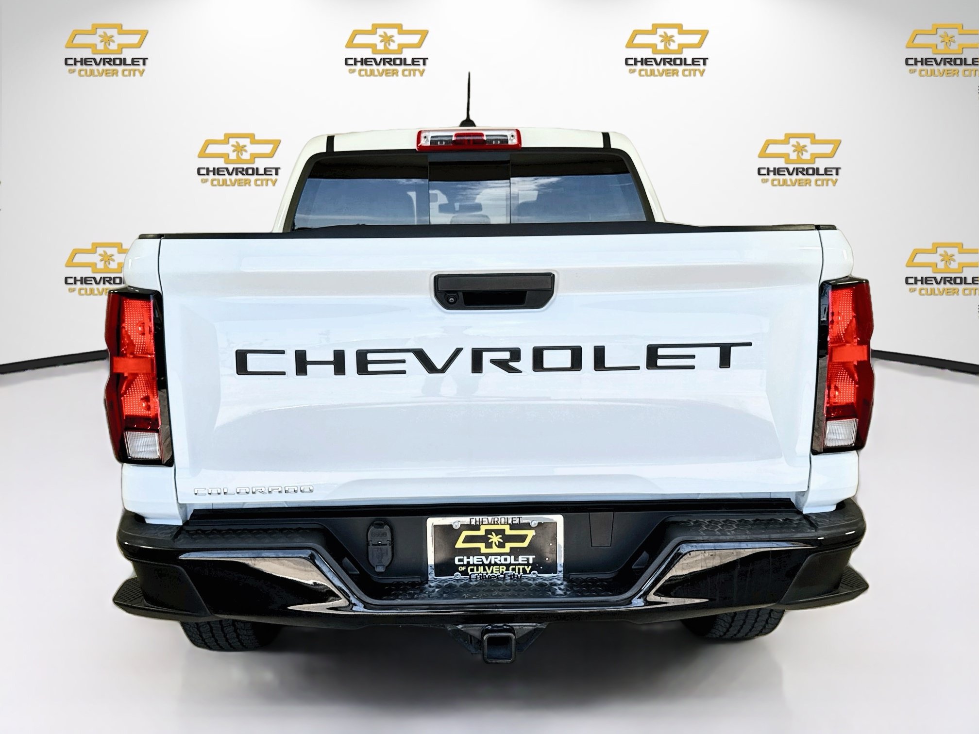Used 2024 Chevrolet Colorado Trail Boss w/ Advanced Trailering Package AWD/4WD image 7