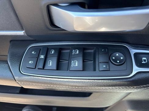 Used 2024 RAM 3500 SLT w/ Quick Order Package 2YG SLT AWD/4WD image 16