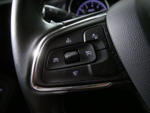 Used 2023 Buick Encore GX Select AWD/4WD image 19