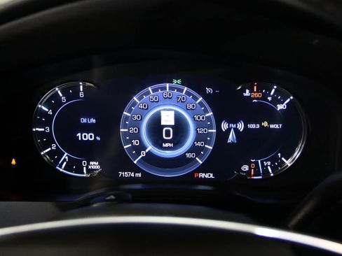 Used 2020 Cadillac Escalade Luxury image 42