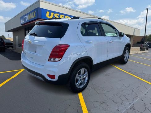 Used 2019 Chevrolet Trax LT w/ LT Convenience Package AWD/4WD image 5