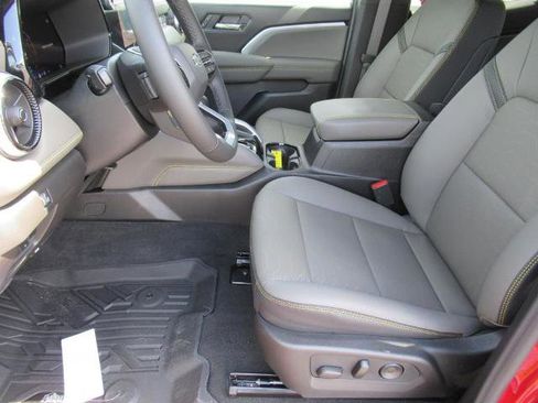 New 2025 Chevrolet Colorado ZR2 w/ ZR2 Bison Edition image 19