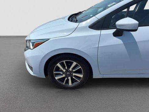 Used 2024 Nissan Versa SV FWD image 10