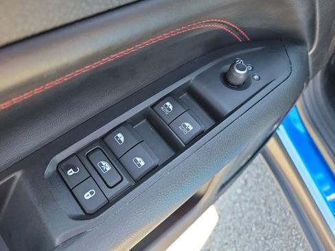 Used 2022 Jeep Compass Trailhawk AWD/4WD image 18