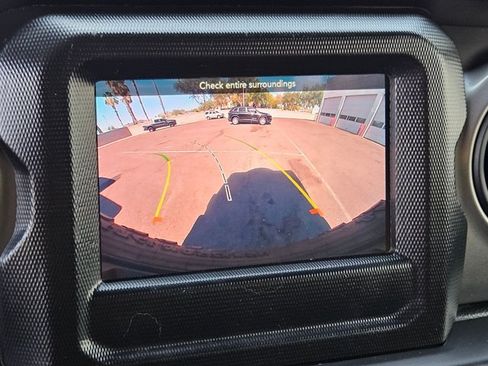 Used 2021 Jeep Wrangler Unlimited Sport AWD/4WD image 19