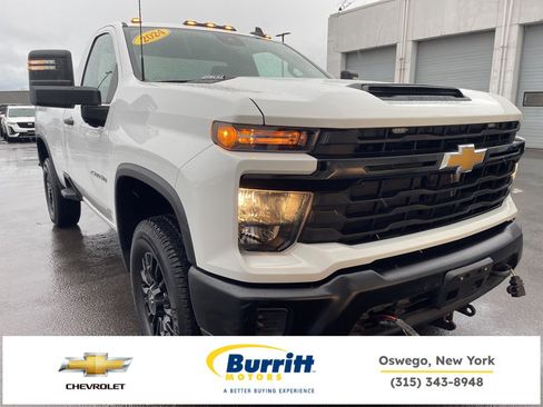 Used 2024 Chevrolet Silverado 2500 W/T image 1
