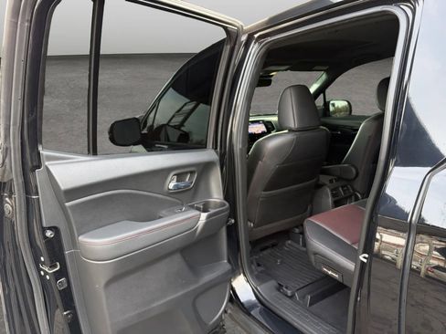Used 2021 Honda Ridgeline Black Edition image 12