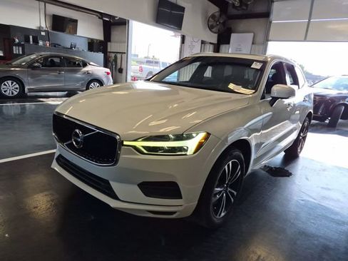 Used 2020 Volvo XC60 T6 Momentum AWD/4WD image 2