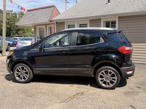 Used 2020 Ford EcoSport Titanium AWD/4WD image 3