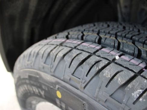 Used 2023 Toyota RAV4 XLE w/ Convenience Package image 12