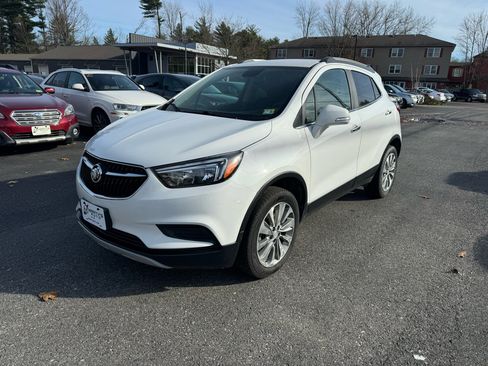 Used 2019 Buick Encore Preferred image 1