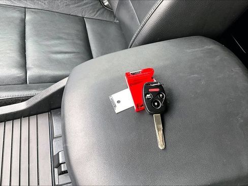 Used 2015 Honda Pilot Touring image 11