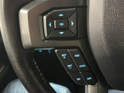 Used 2019 Ford F150 XLT w/ Equipment Group 302A Luxury AWD/4WD image 13