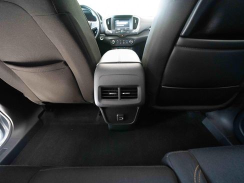 Used 2021 GMC Terrain SLE w/ Elevation Edition FWD image 22