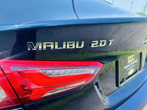 Used 2021 Chevrolet Malibu Premier image 18