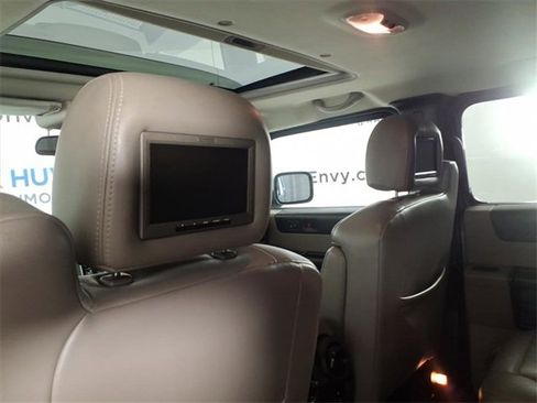 Used 2005 HUMMER H2 w/ Preferred Equipment Group image 28