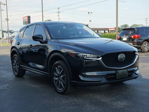 Used 2018 MAZDA CX-5 Touring w/ Preferred Equipment Package AWD/4WD image 3