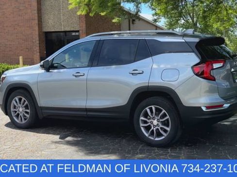 Certified 2023 GMC Terrain SLT FWD image 6