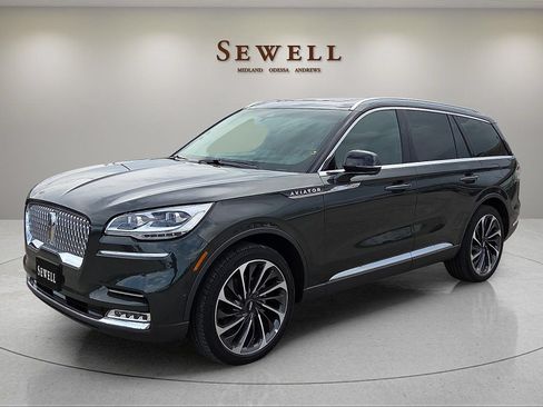 Certified 2022 Lincoln Aviator Reserve w/ Equipment Group 201A AWD/4WD image 1